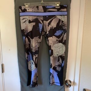 Large. Lululemon athletic leggings.